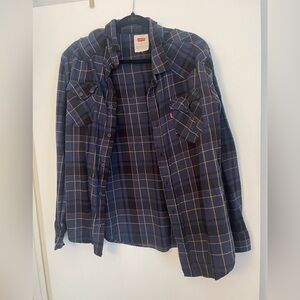 Men’s Levi’s flannel XL